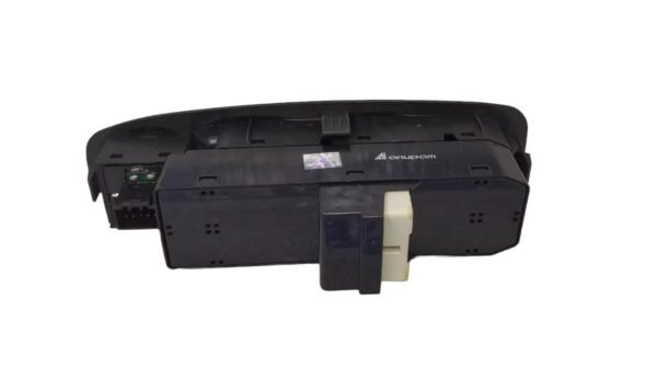 Power Window Switch for Hyundai Accent CRDI FR - Image 2