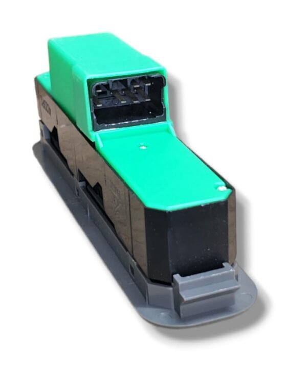 Power Window Switch for Maruti Alto K10 1.0L LXI & VXI Type-1) / Wagon-R/Zen Front Right Side - Image 6